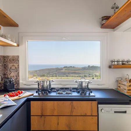 Erakle A Luxury With Amazing Sunset View